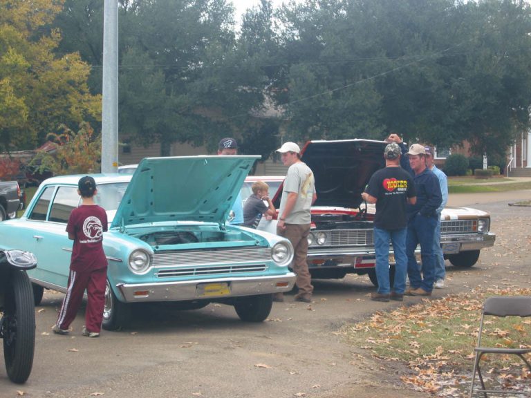 carandbike1020204_img The Town of Flora, Mississippi
